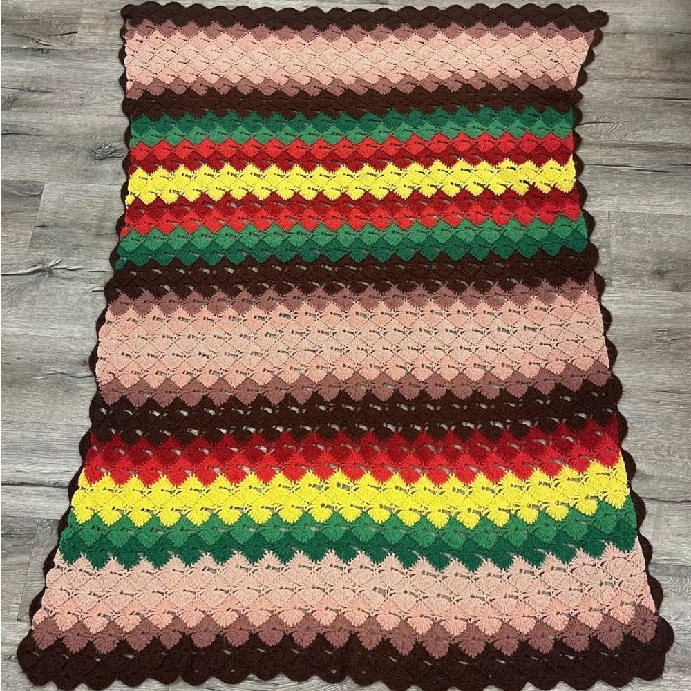 Vintage Crochet Afghan/Throw Boho/70’s Vibe